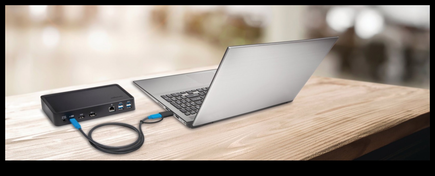 Desktop Docking Dominance: accesorii pentru o conexiune perfectă la laptop