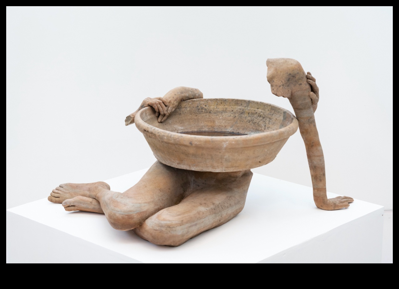 Povești sculptate: Descoperirea narațiunilor siturilor culturale