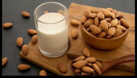 Elixire bogate în nutrienți: îmbunătățiți-vă sănătatea cu amestecuri de lapte de migdale