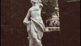 Minunății sculpturale Cum să creați eleganță în aer autonom cu arta abstracta în grădină 1 Minunății sculpturale: creați eleganță în aer liber cu artă în grădină